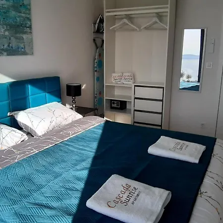 Cascada Sunrise Apartman *